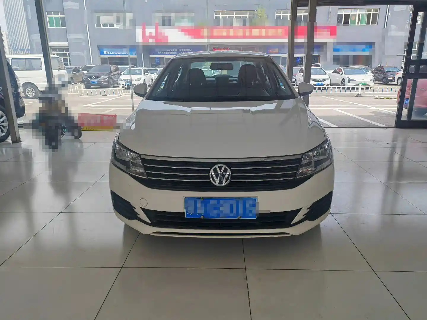 Фото 2 - Volkswagen Lavida