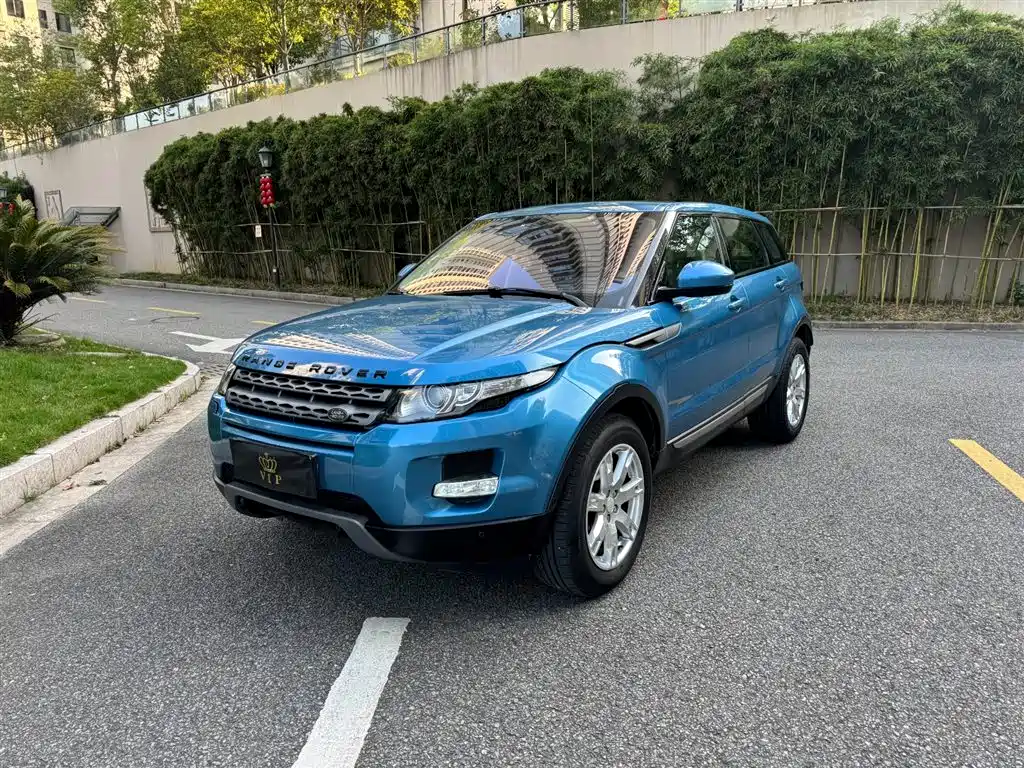 Land Rover Range Rover Evoque (Import) 2014 2.0T 5-door Brilliance Premium фото 2