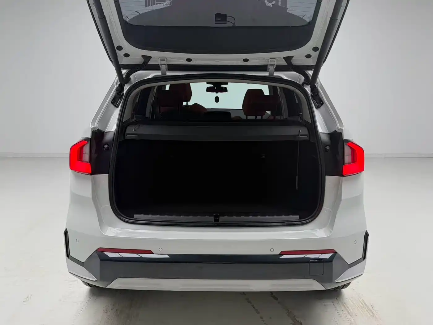 BMW X1 2024 sDrive25Li X Design Package фото 10