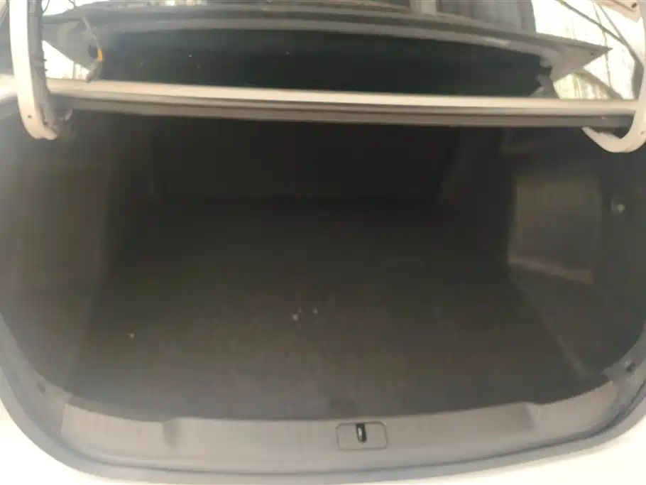 Chevrolet Monza 2020 320 Auto Joy Edition фото 4