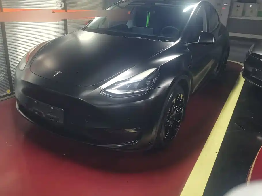 Tesla Model Y 2022