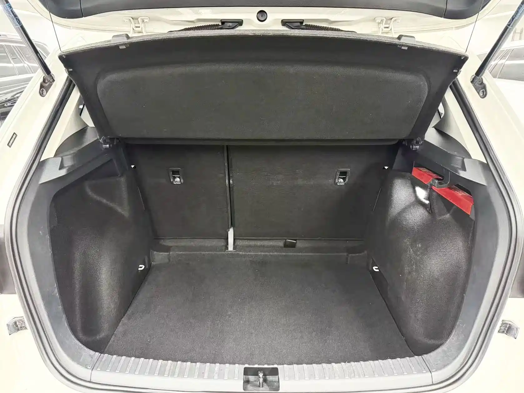 Photo 19 - Volkswagen Tharu