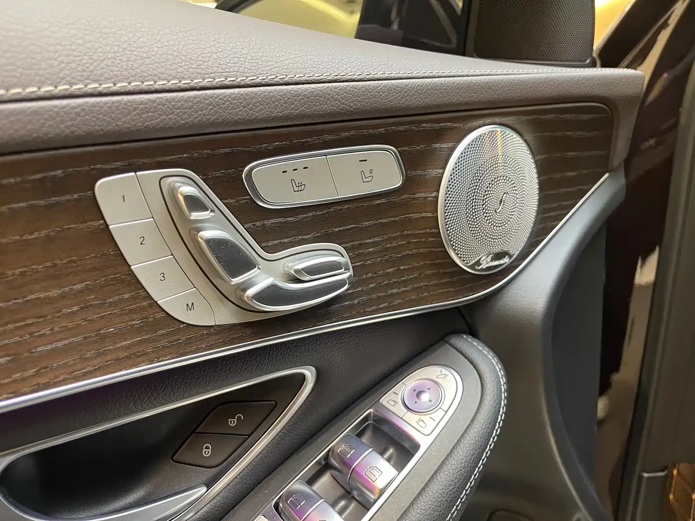 Mercedes-Benz GLC 2021 GLC 260 L 4MATIC Luxury фото 5