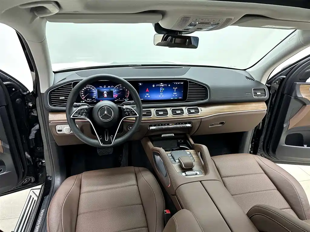 Mercedes-Benz GLE 2024 GLE 450 4MATIC Fashion фото 12