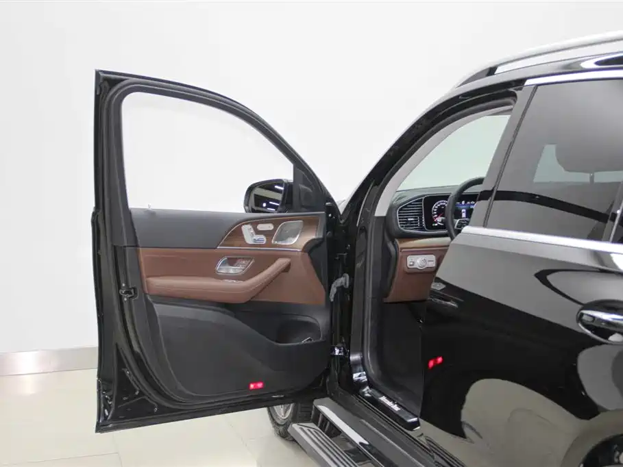 Mercedes-Benz GLE 2024 GLE 450 4MATIC Fashion фото 24