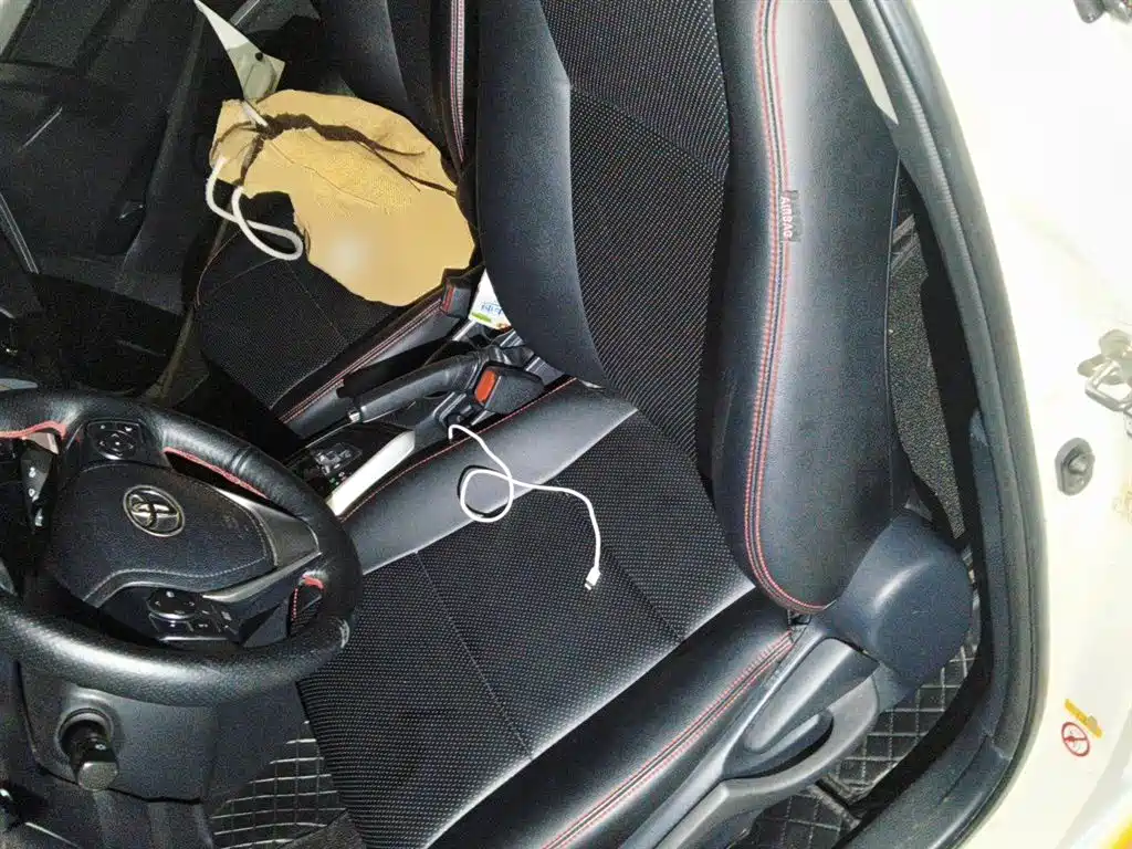 Toyota Levin 2014 1.8GS CVT Elite Edition фото 16