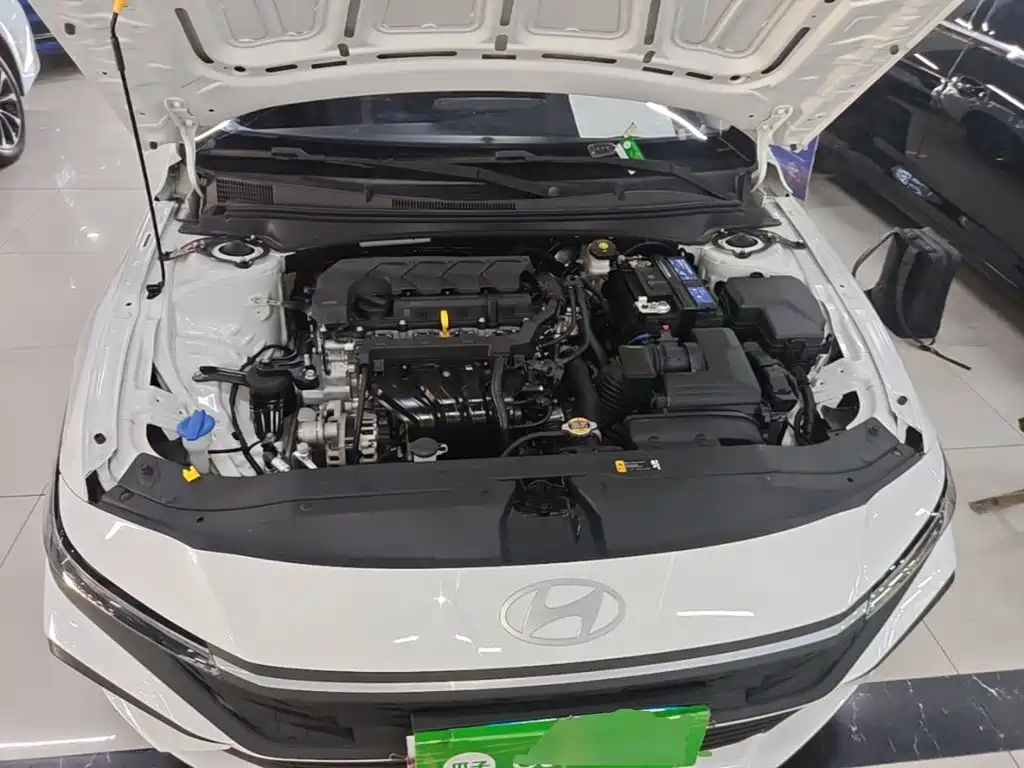 Hyundai Elantra 2026 2023 1.5L CVT GLS Premium