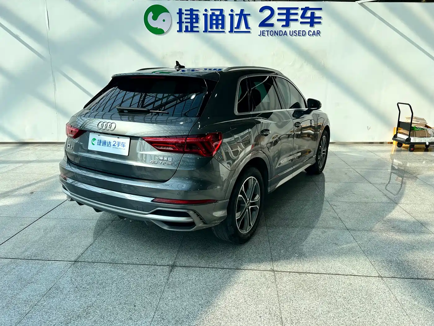 Audi Q3 2022 40 TFSI Fashion Dynamic фото 2
