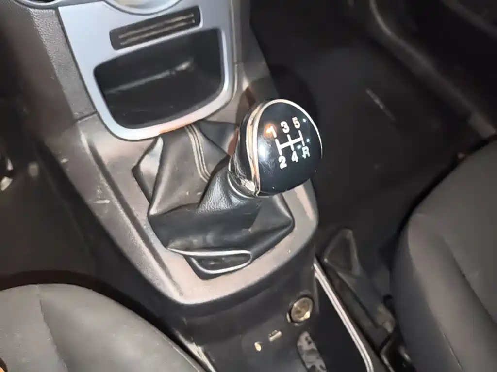 Ford Fiesta 2015 2013 Hatchback 1.5L Manual Fashion
