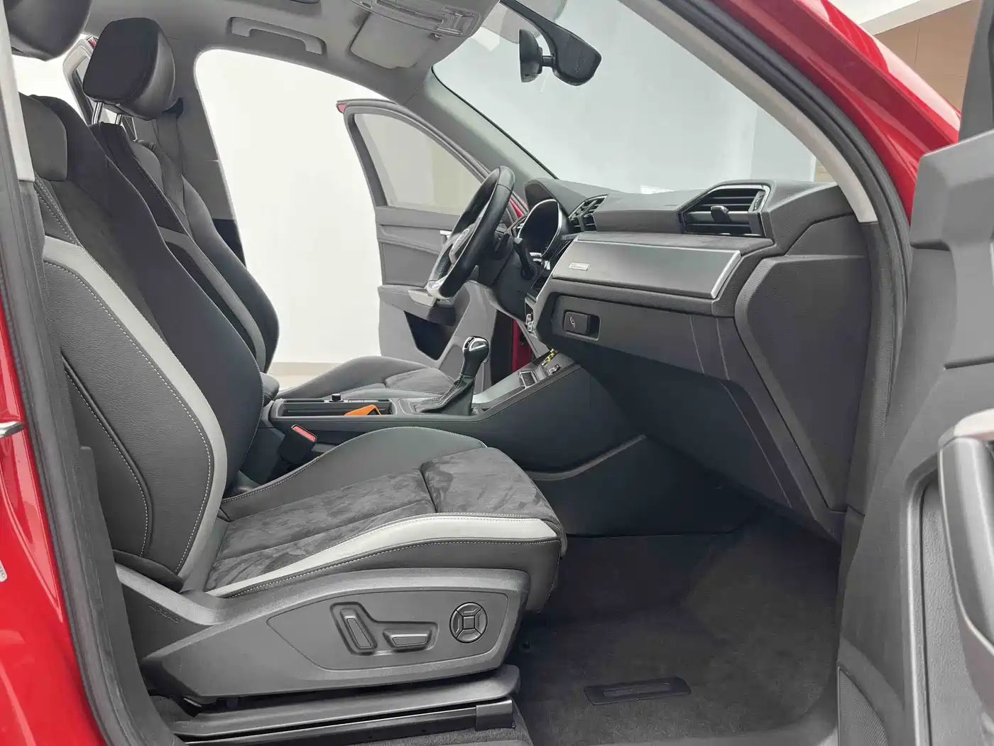 Audi Q3 2022 35 TFSI Fashion Dynamic фото 15