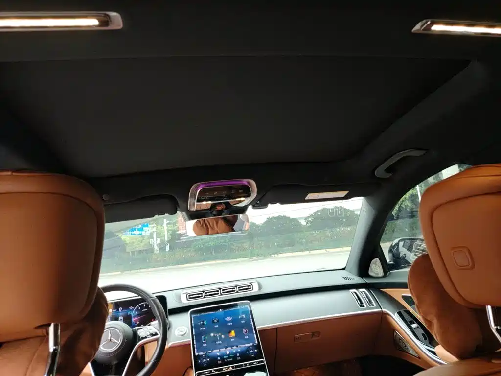 Фото 9 - Mercedes-Benz S-Class