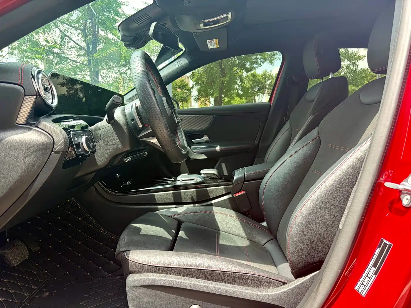 Mercedes-Benz A-Class 2023 A 200 L Fashion фото 13