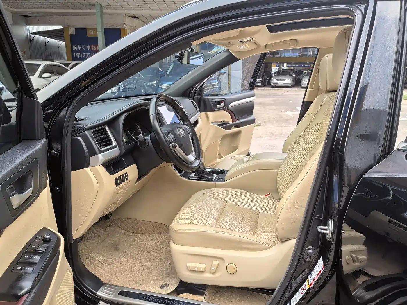 Toyota Highlander 2015 2.0T AWD Luxury Edition 7-seater фото 10