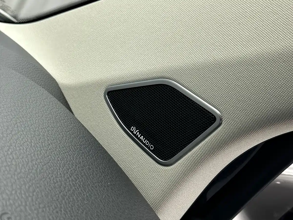 Volkswagen Multivan 2019 2019 2.0TSI 4WD Premium 7-seater