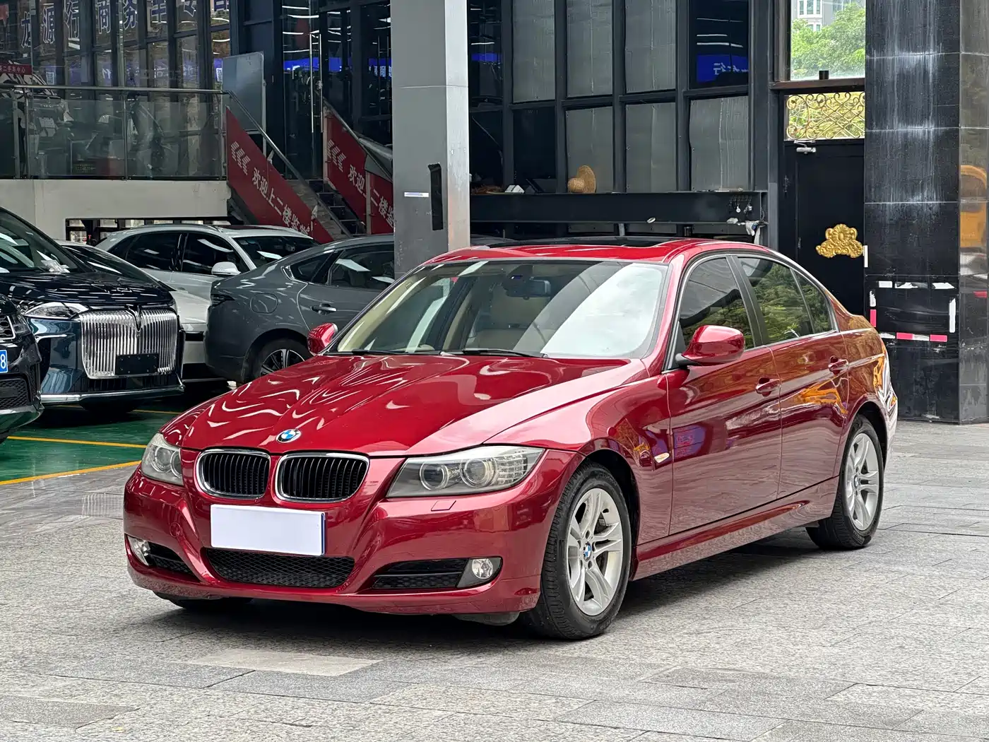 BMW 3 Series (Import) 2012 318i Leading