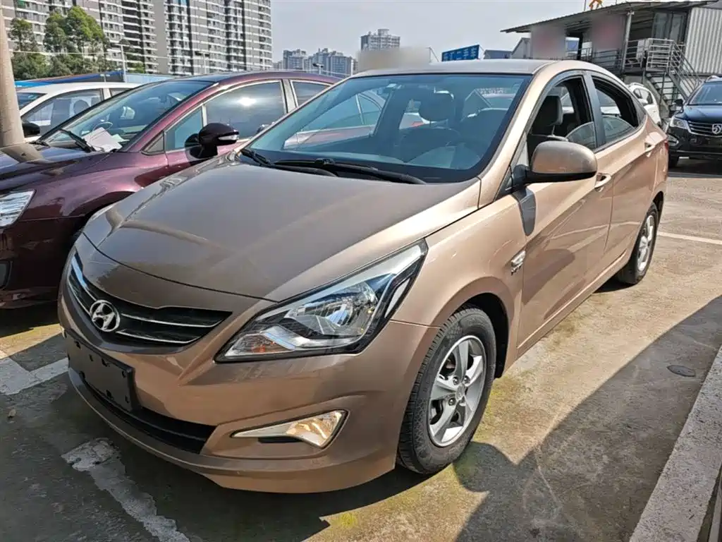 Hyundai Verna 2016 1.4L Automatic Smart GLS фото 2