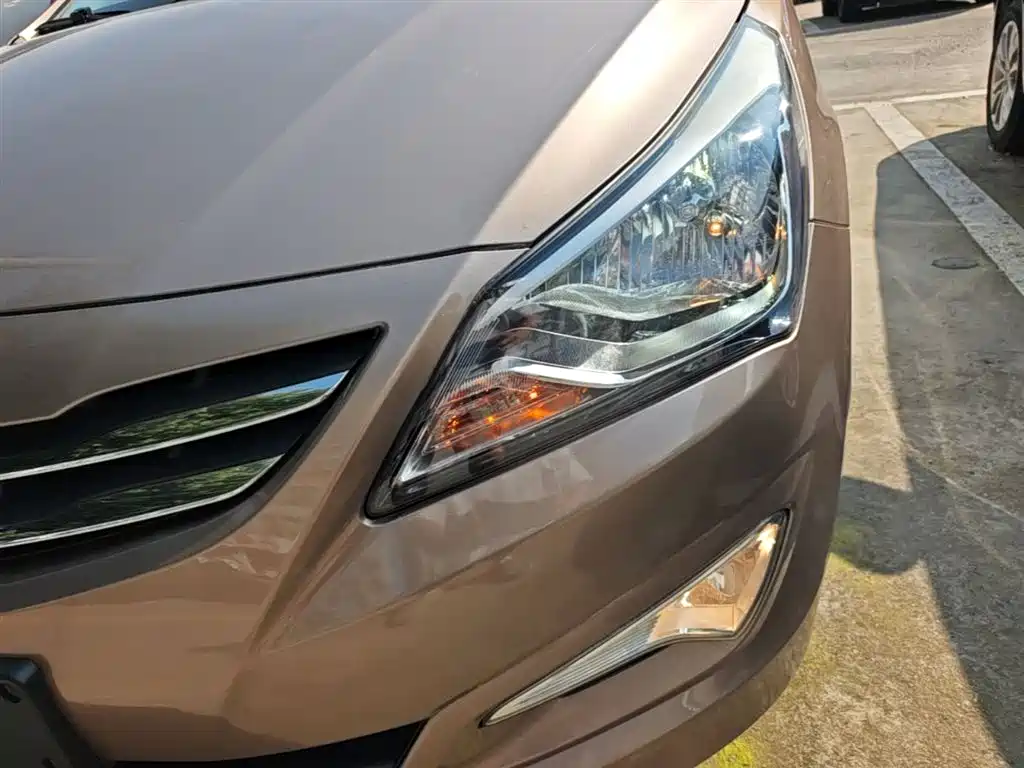 Hyundai Verna 2016 1.4L Automatic Smart GLS фото 24