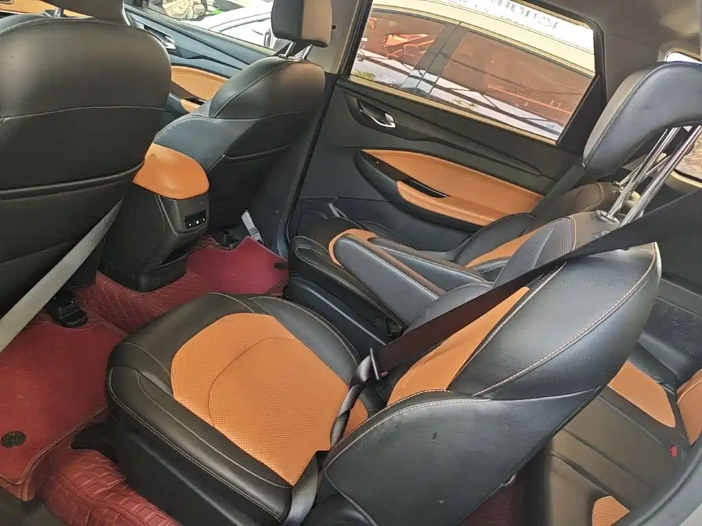 Wuling Motors Wuling Hongguang S3 2019 2019 1.5T Manual Luxury Model China VI