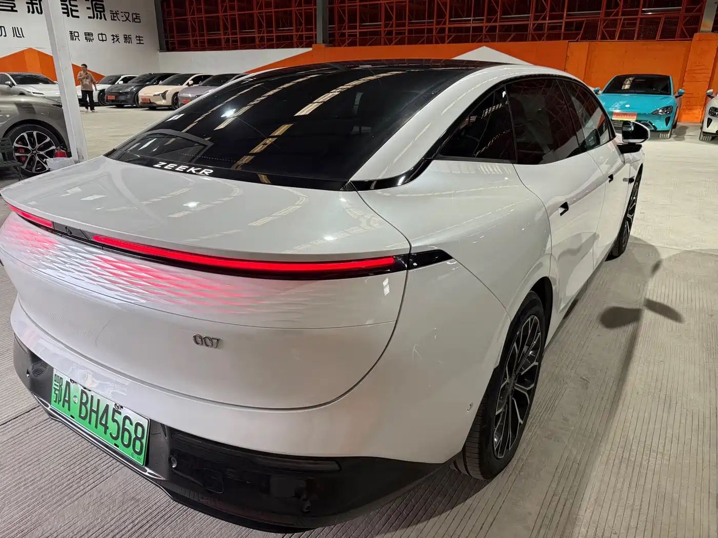 ZEEKR 007 2024 2024 RWD Version 100kWh