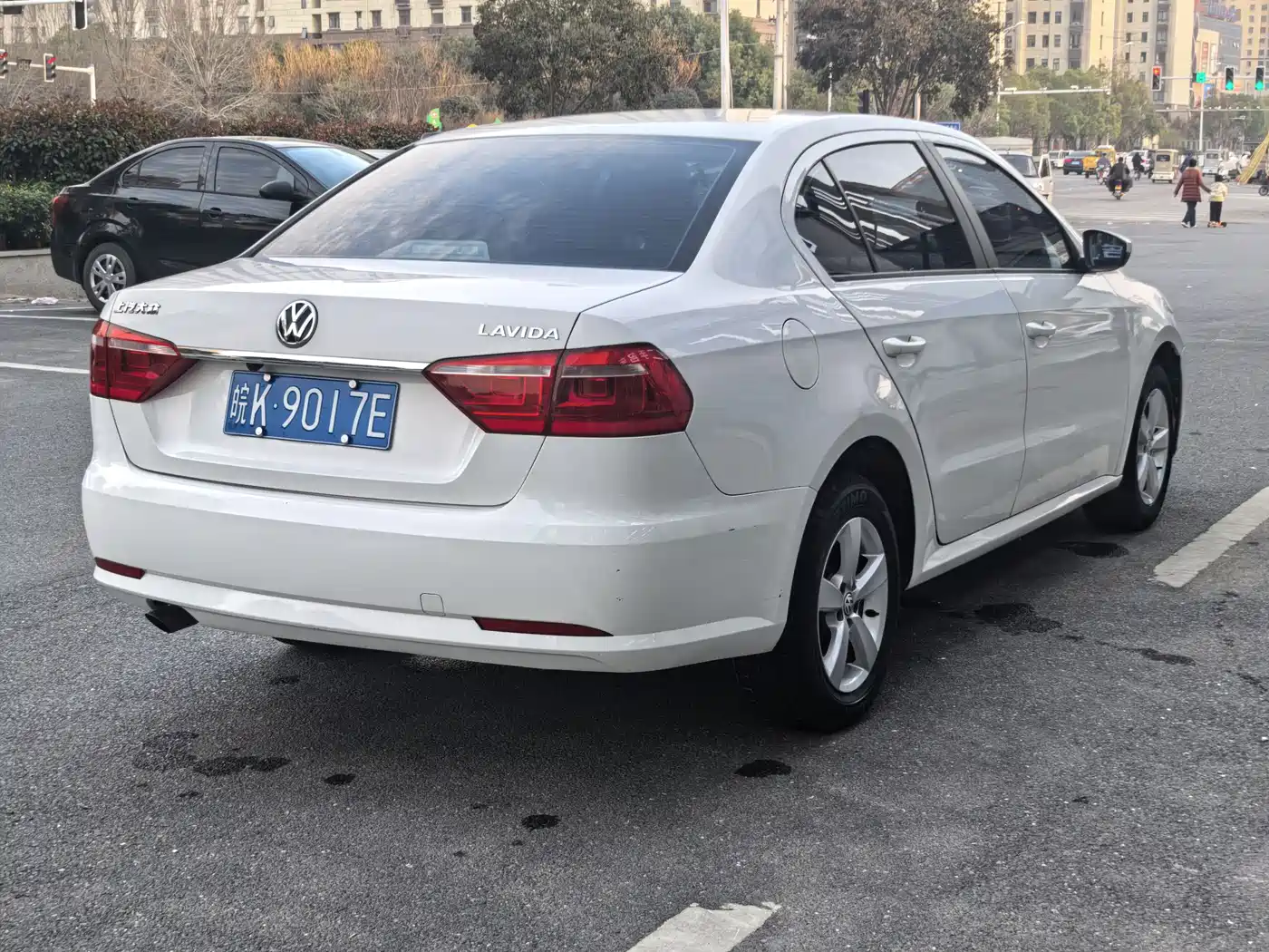 Volkswagen Lavida 2017 1.6L Automatic Trend Edition фото 9