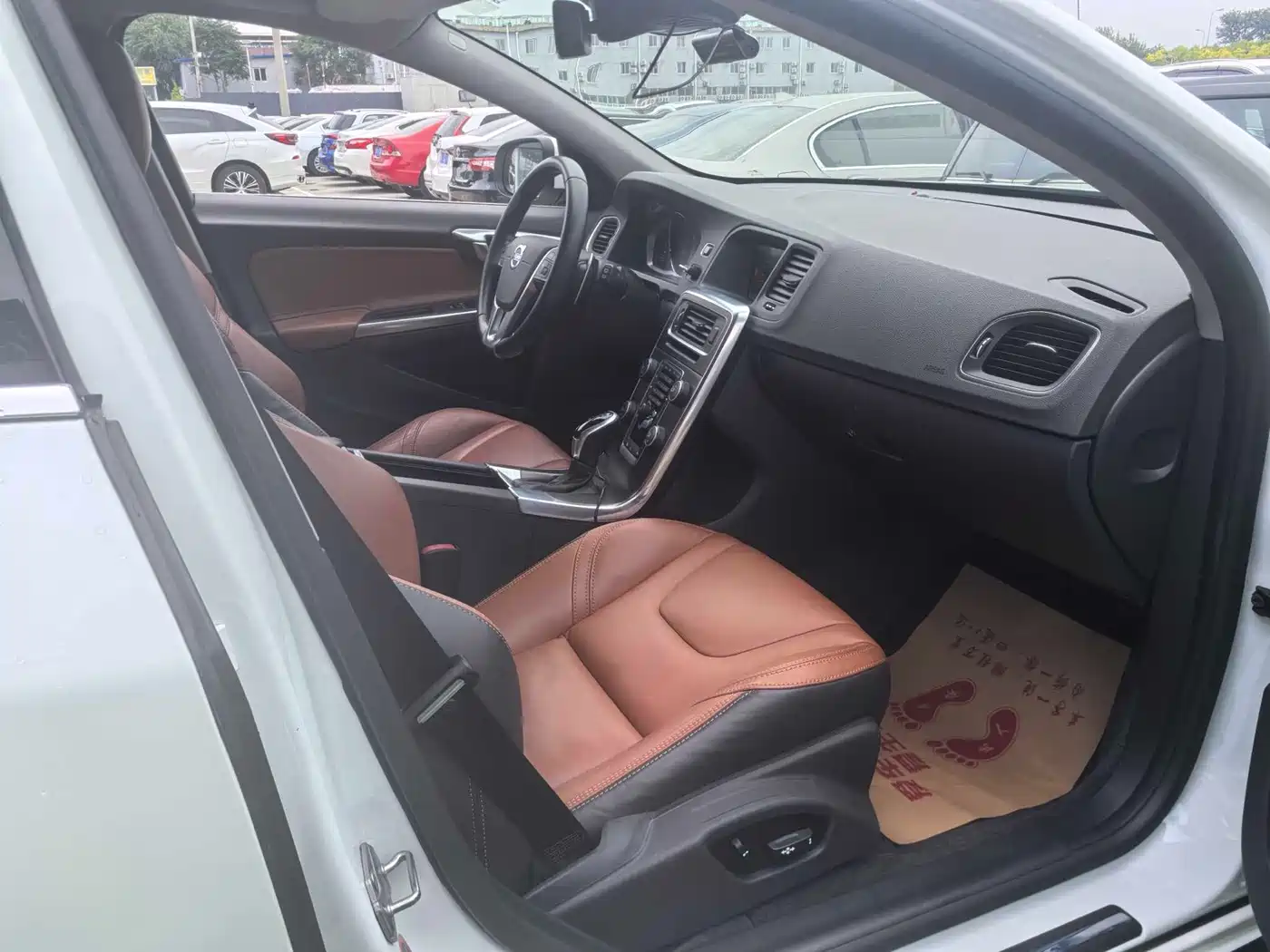 Volvo V60 2014 2014 Model Year Facelift T5 Inscription