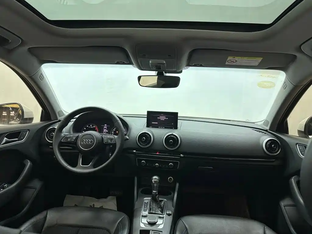 Фото 5 - Audi A3