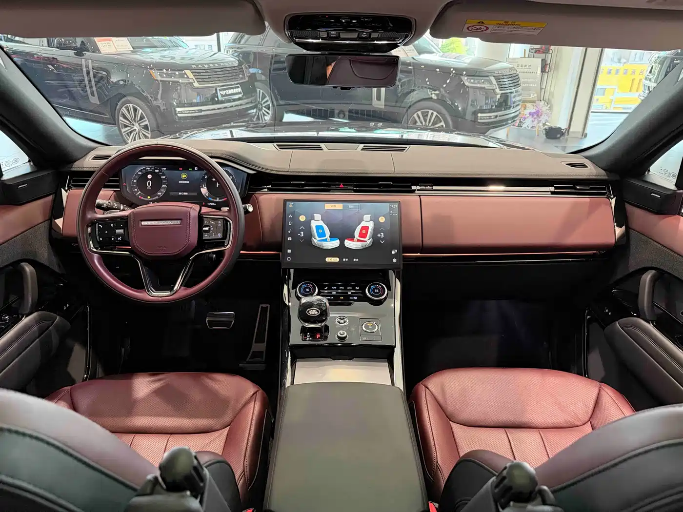 Land Rover Range Rover Sport 2023 400PS Dynamic SE фото 17