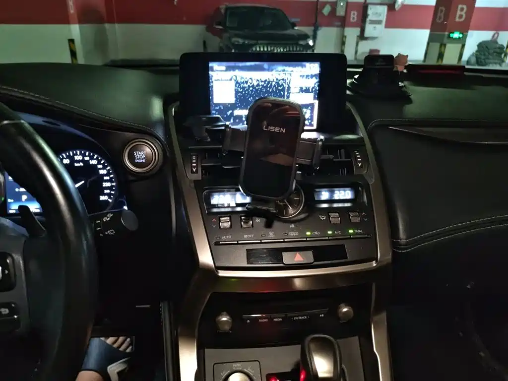 Lexus NX 2018 Model 200 FWD Fengxing Edition China V фото 14