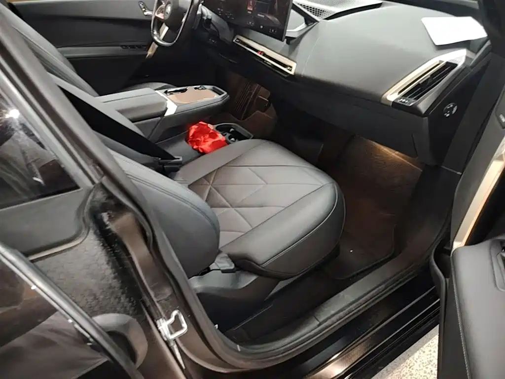 BMW iX 2022 xDrive40 фото 25