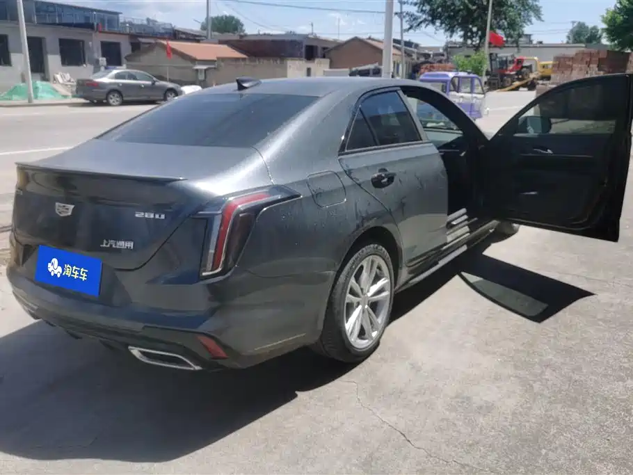 Cadillac CT4 2022 28T Fashion Style фото 3