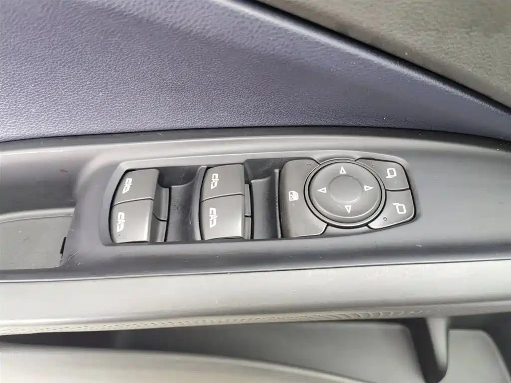 BUICK SLIGHTLY BLUE 6