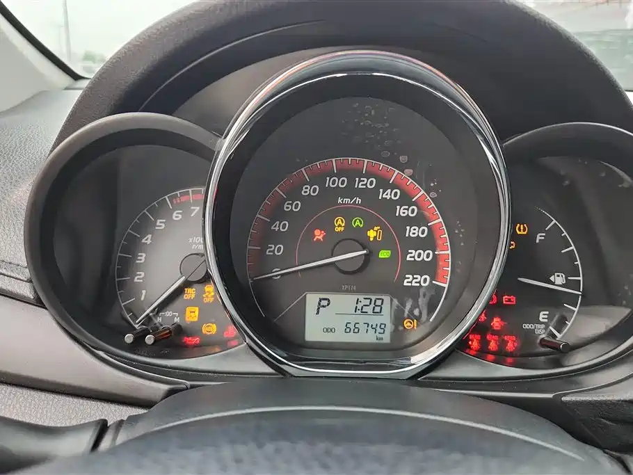 Toyota Vios 2022 1.5L CVT Venture CARE Edition фото 14