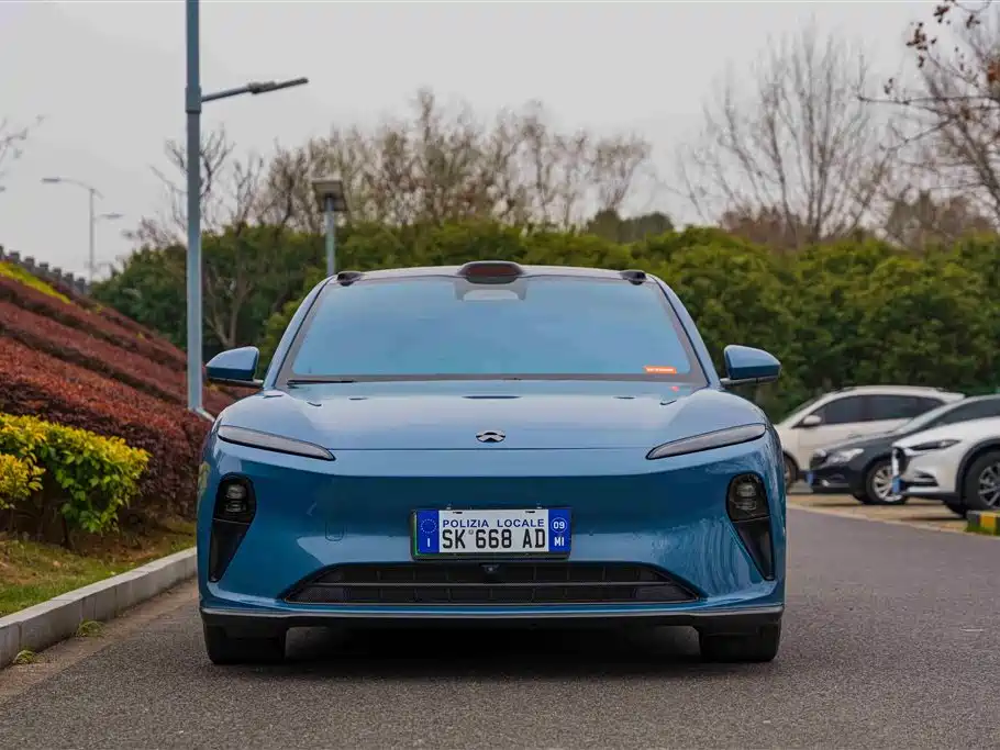 NIO NIO ET5