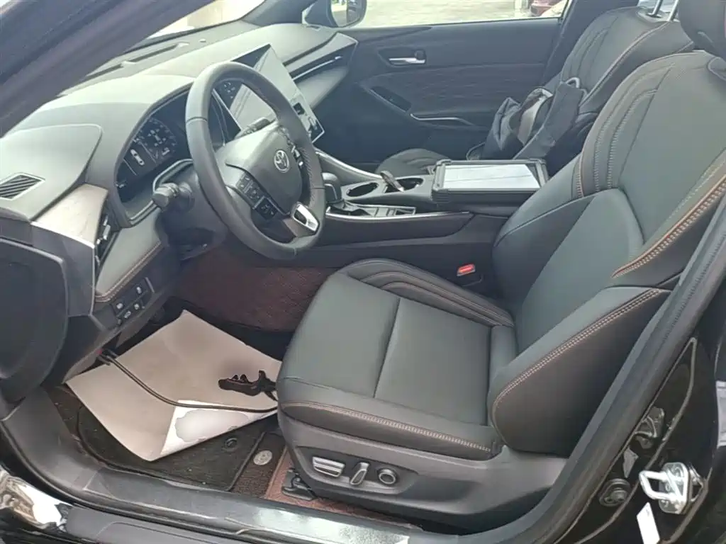 Toyota Avalon 2024 Hybrid 2.0L Luxury Edition фото 15