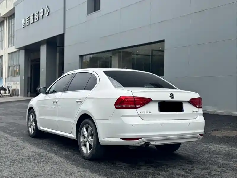 Volkswagen Lavida 2018 Classic 1.5L Automatic Comfort China VI фото 9