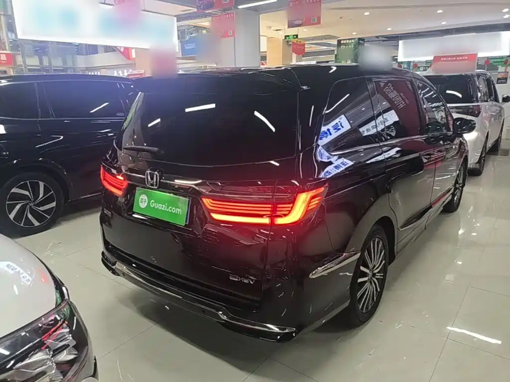 Honda Elysion 2024 2024 2.0L e:HEV Luxury Edition