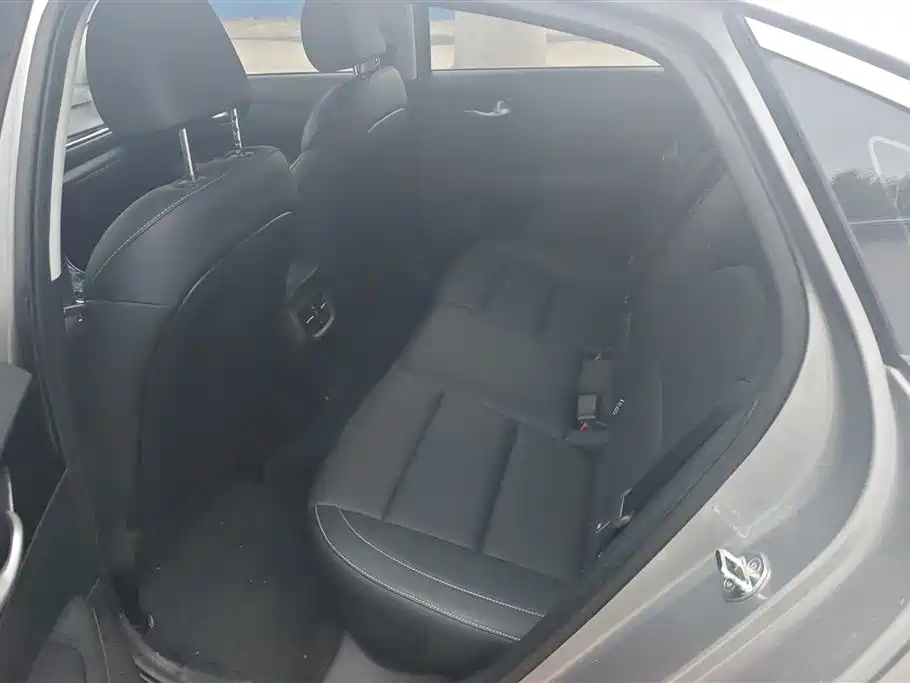 Kia K3 2019 1.5L CVT Smart Connect Edition фото 11