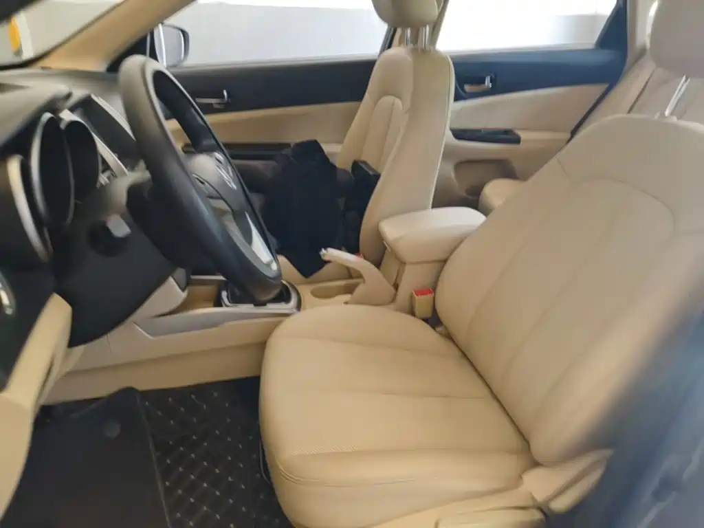 Changan Eado 2015 2015 1.6L Manual Luxury China V