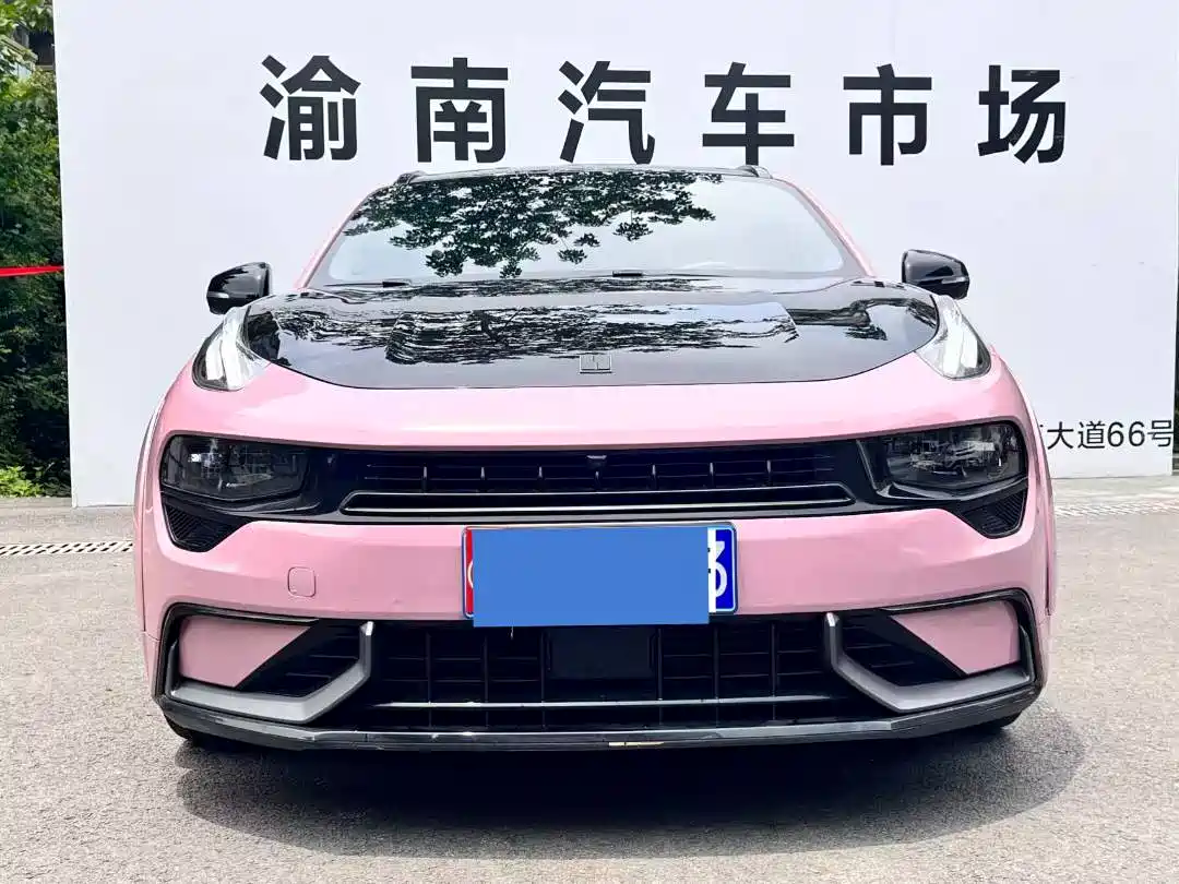 Lynk & Co 02 Hatchback 2021 2.0TD Halo фото 2