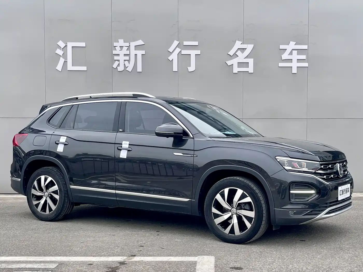 Volkswagen Tayron 2021 330TSI 2WD 30th Anniversary Edition фото 3