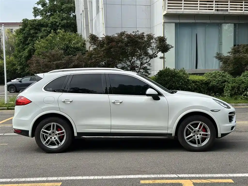 Porsche Cayenne 2015 Cayenne 3.0T фото 7