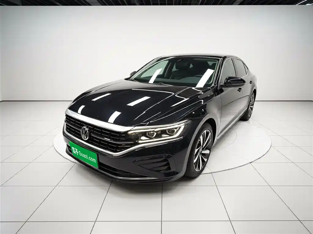 Volkswagen Passat 2023 Facelift 330TSI Luxury Edition