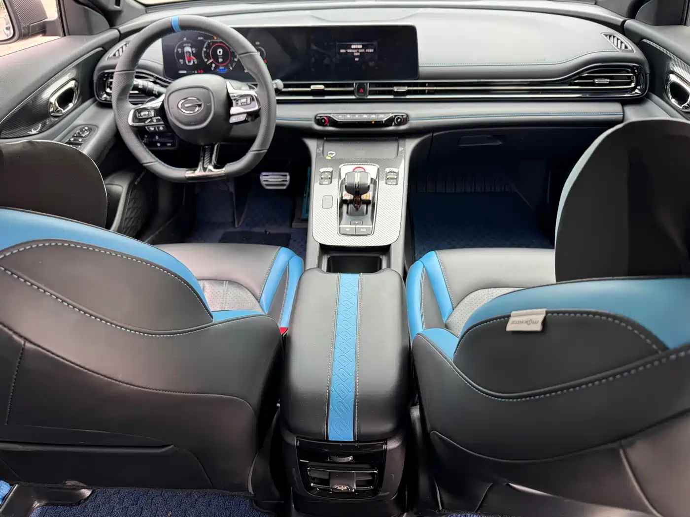 GAC Trumpchi Trumpchi Emkoo 2022 270T DCT J16 Galaxy Fighter Edition фото 15