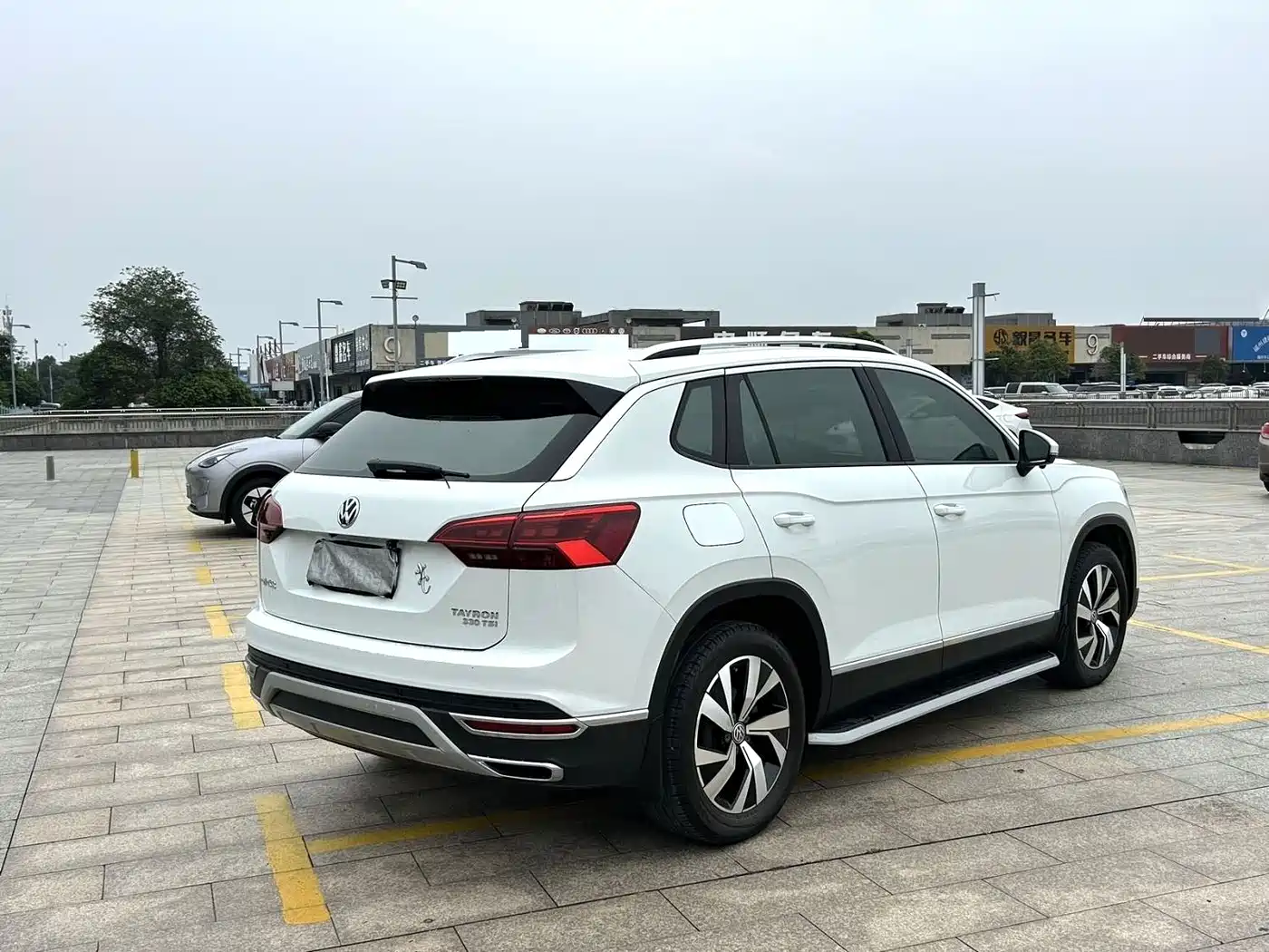 Volkswagen Tayron 2019 330TSI 2WD Luxury China VI фото 3