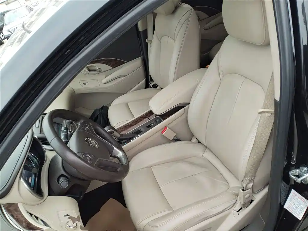 Buick LaCrosse 2013 2.0T SIDI Technology фото 11