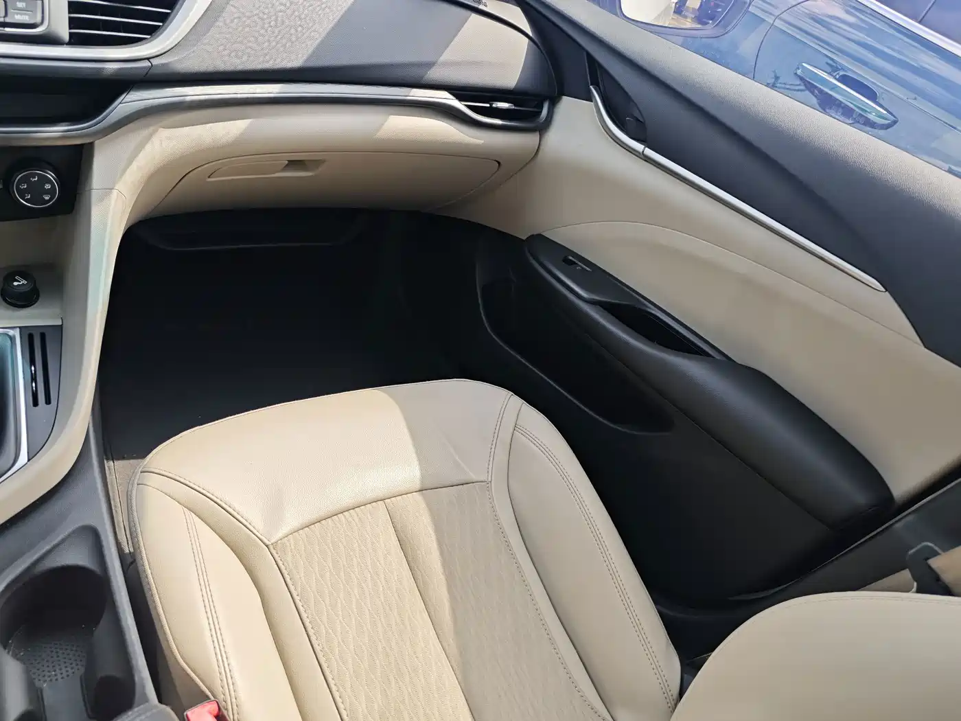 Фото 10 - Buick Excelle