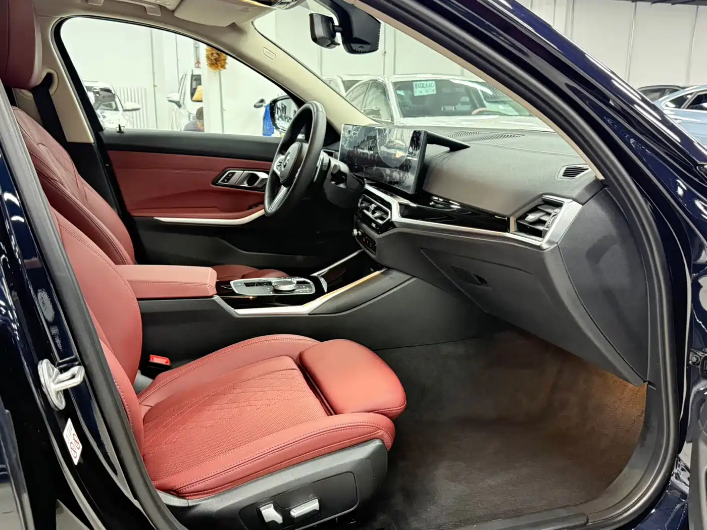 BMW 3 Series 2023 320Li M Sport Package фото 20
