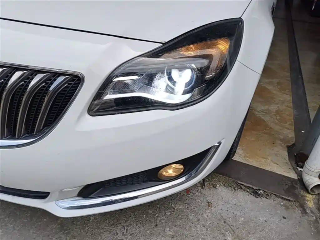 Buick Regal 2015 1.6T Elite Tech Edition фото 24