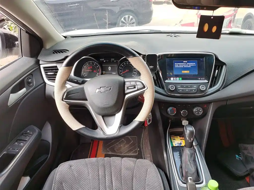 Chevrolet Monza 2019 Redline 320T DCT Joy Edition China VI фото 3