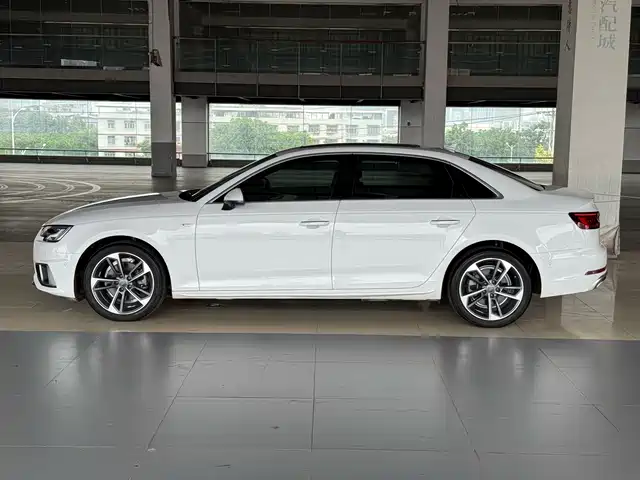 Audi A4L 2019 40 TFSI Fashion (China VI) — фото 3